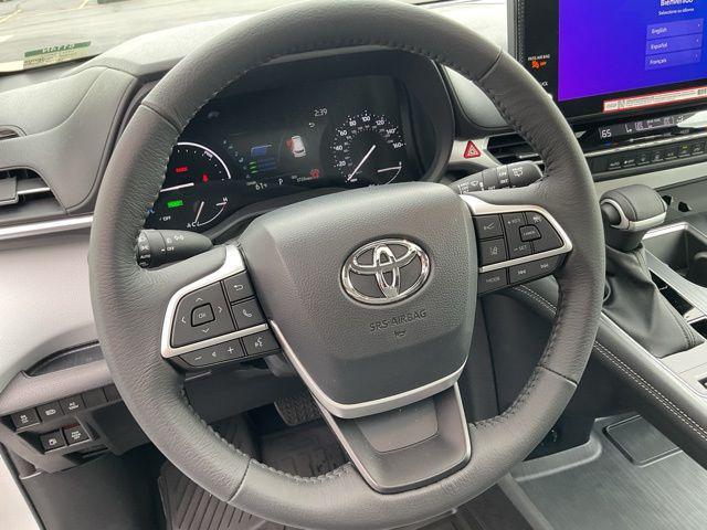 used 2025 Toyota Sienna car, priced at $52,995