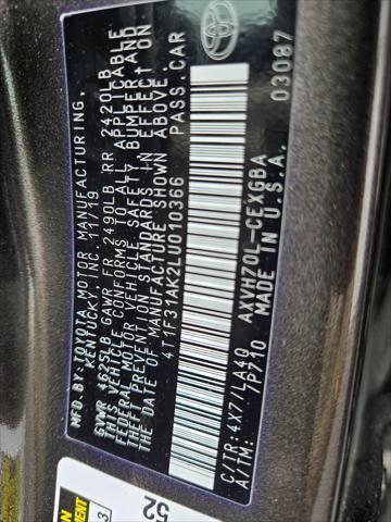 used 2020 Toyota Camry Hybrid car, priced at $25,900