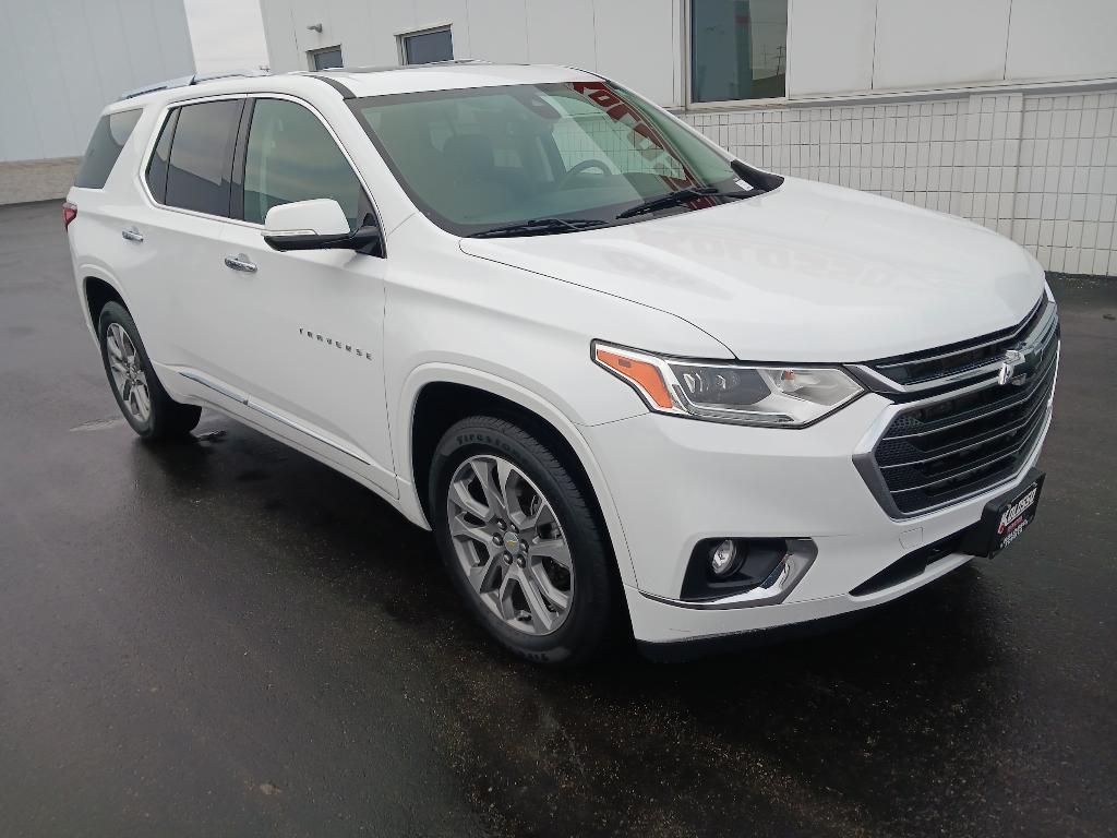 used 2021 Chevrolet Traverse car, priced at $32,742