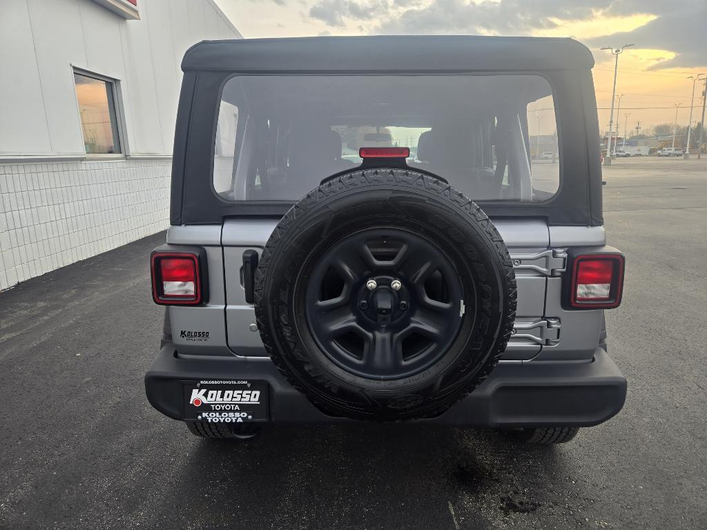 used 2021 Jeep Wrangler Unlimited car, priced at $27,814