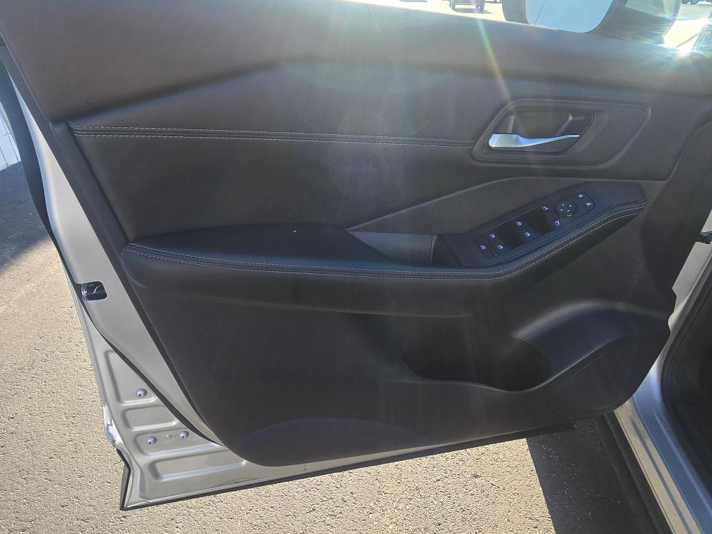 used 2023 Nissan Rogue car, priced at $27,558