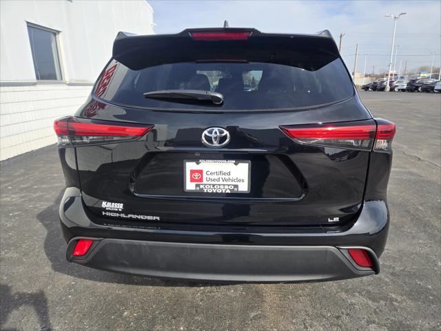 used 2023 Toyota Highlander car, priced at $34,381