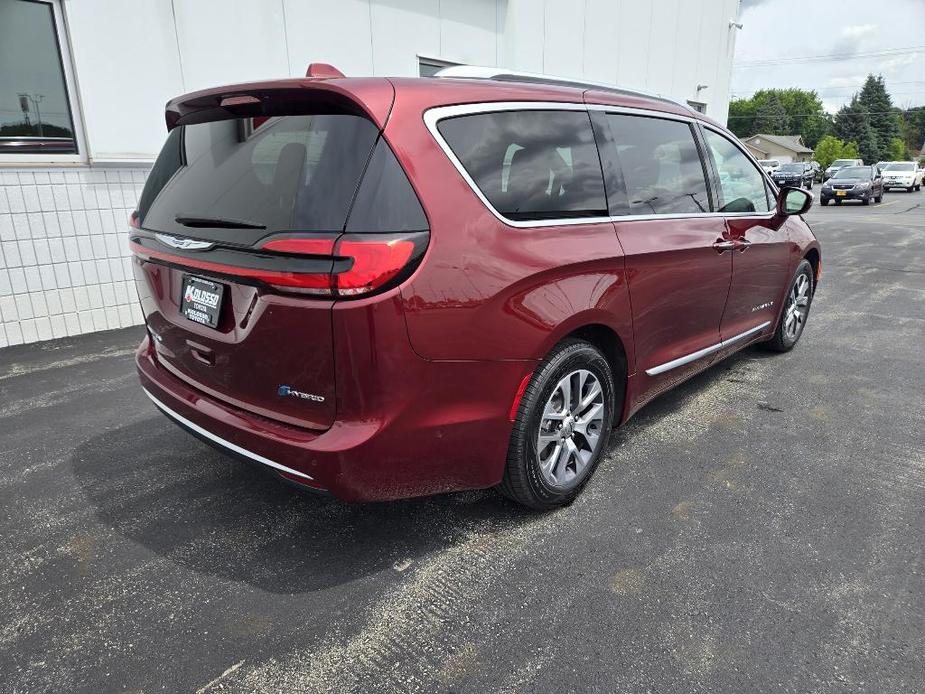 used 2021 Chrysler Pacifica Hybrid car, priced at $26,995