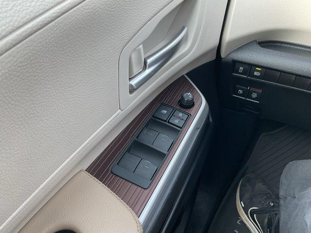 used 2021 Toyota Sienna car, priced at $25,856