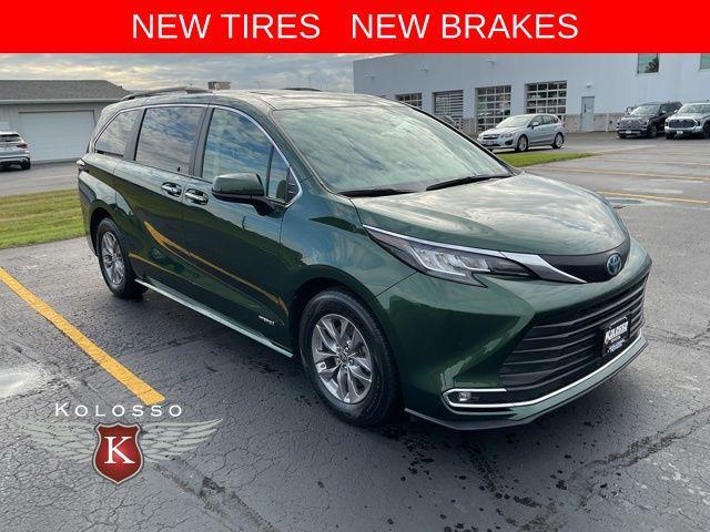 used 2021 Toyota Sienna car, priced at $25,856