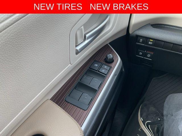 used 2021 Toyota Sienna car, priced at $28,995