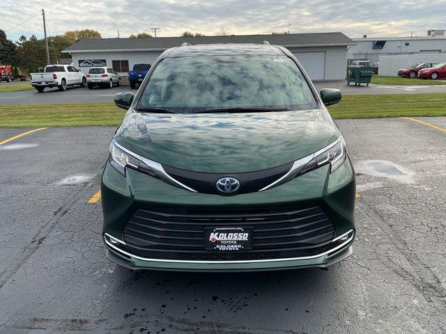 used 2021 Toyota Sienna car, priced at $25,856