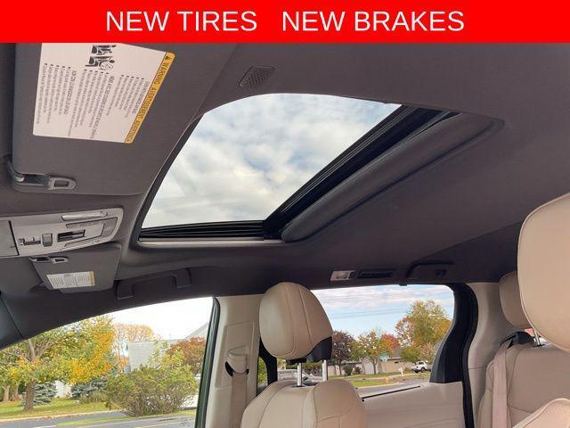 used 2021 Toyota Sienna car, priced at $28,995