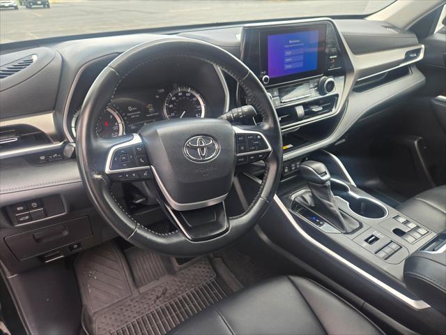 used 2023 Toyota Highlander car, priced at $39,707
