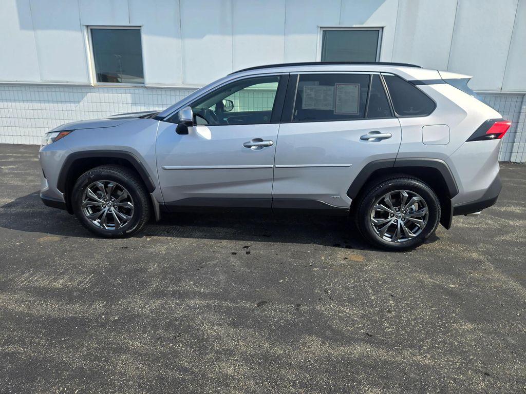 used 2022 Toyota RAV4 Hybrid car, priced at $33,928