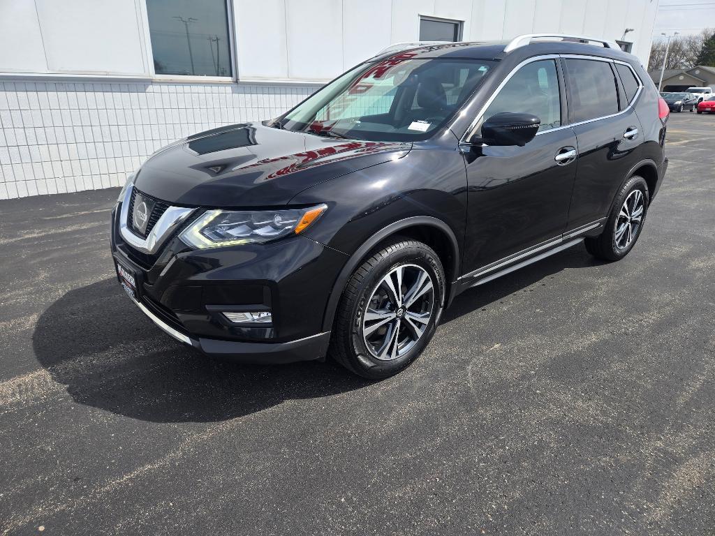 used 2017 Nissan Rogue car, priced at $16,268