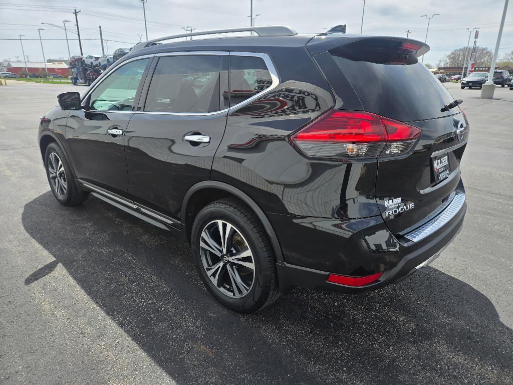 used 2017 Nissan Rogue car, priced at $16,268