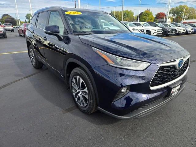 used 2021 Toyota Highlander Hybrid car, priced at $37,588