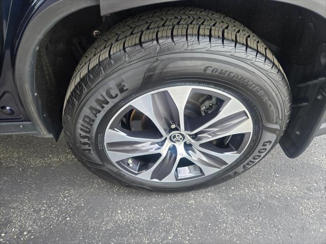 used 2021 Toyota Highlander Hybrid car, priced at $34,820