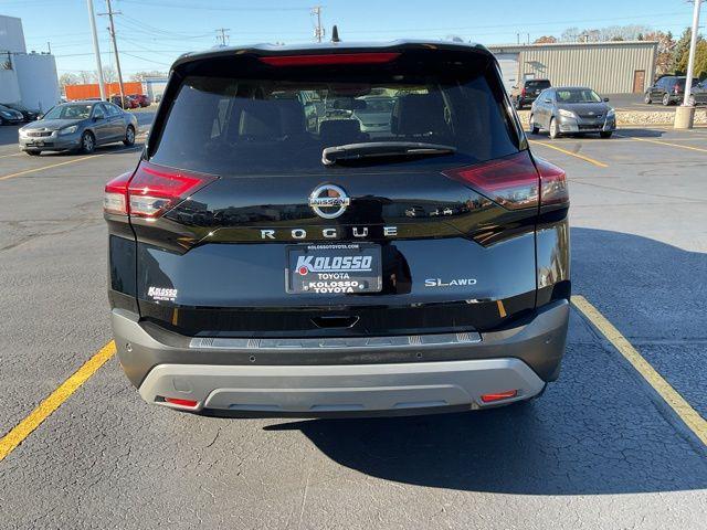 used 2021 Nissan Rogue car, priced at $22,164