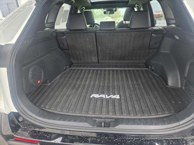 used 2020 Toyota RAV4 Hybrid car, priced at $29,631