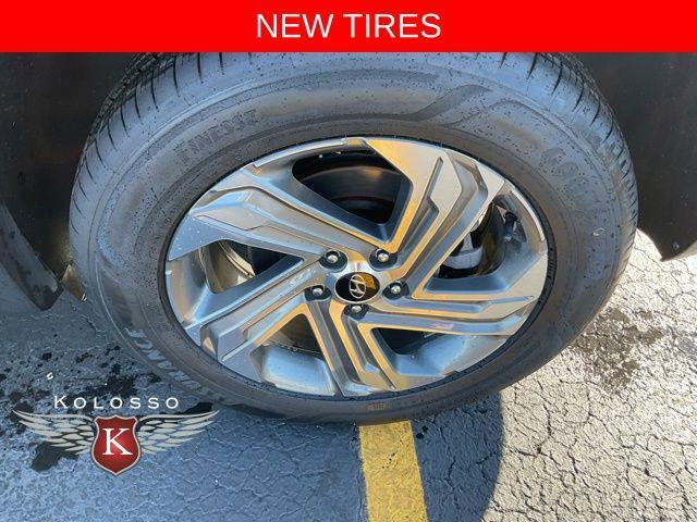 used 2021 Hyundai Santa Fe car, priced at $19,900