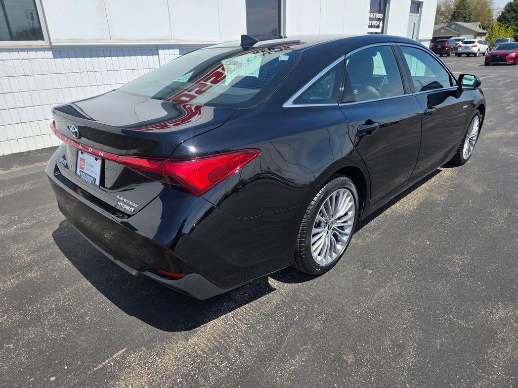 used 2021 Toyota Avalon Hybrid car, priced at $28,999