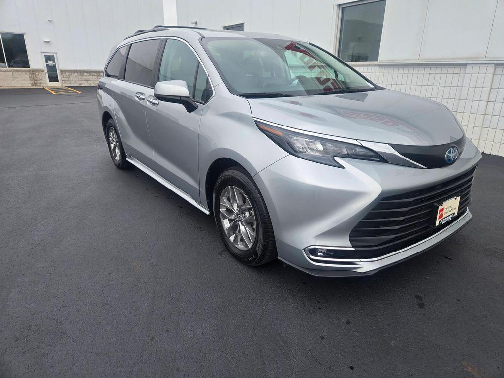 used 2024 Toyota Sienna car, priced at $49,995