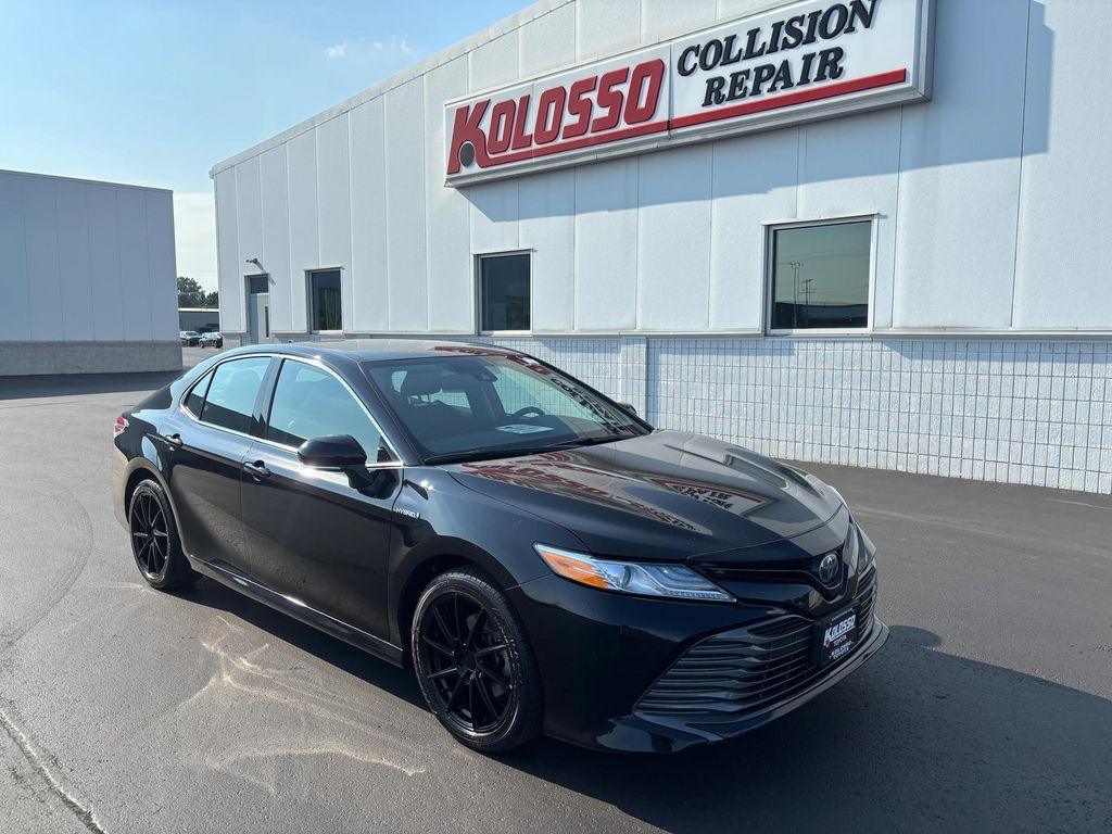 used 2020 Toyota Camry Hybrid car, priced at $26,258