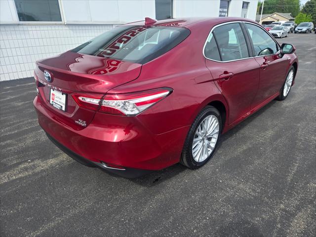used 2019 Toyota Camry Hybrid car, priced at $25,468