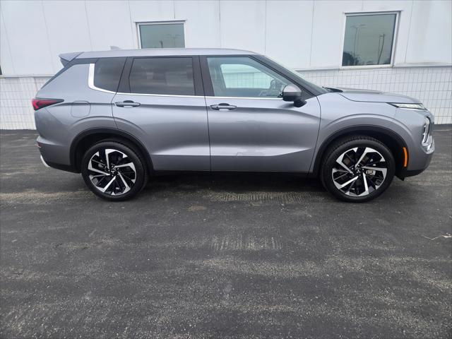 used 2024 Mitsubishi Outlander car, priced at $27,895