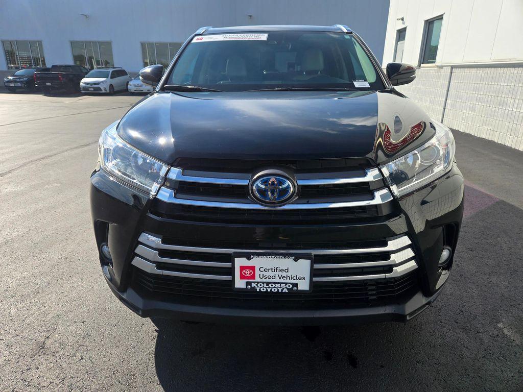 used 2018 Toyota Highlander Hybrid car, priced at $27,977