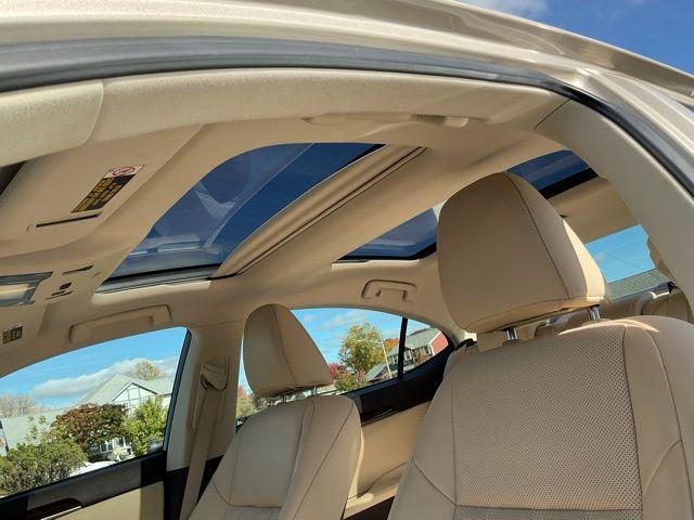used 2018 Lexus ES 350 car, priced at $29,995