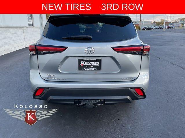 used 2020 Toyota Highlander car, priced at $22,878