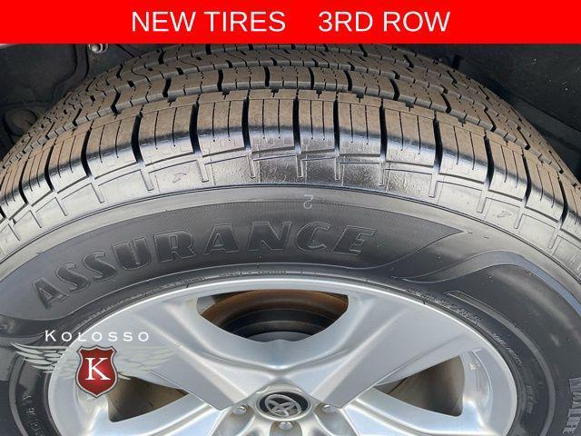 used 2020 Toyota Highlander car, priced at $22,878