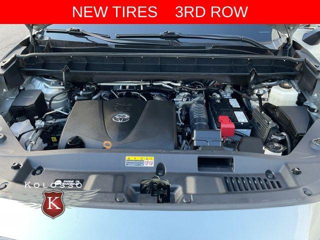used 2020 Toyota Highlander car, priced at $22,878