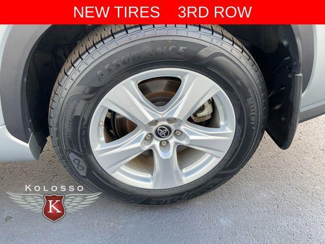 used 2020 Toyota Highlander car, priced at $22,878