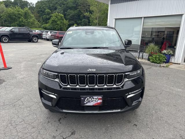 new 2025 Jeep Grand Cherokee car, priced at $42,038