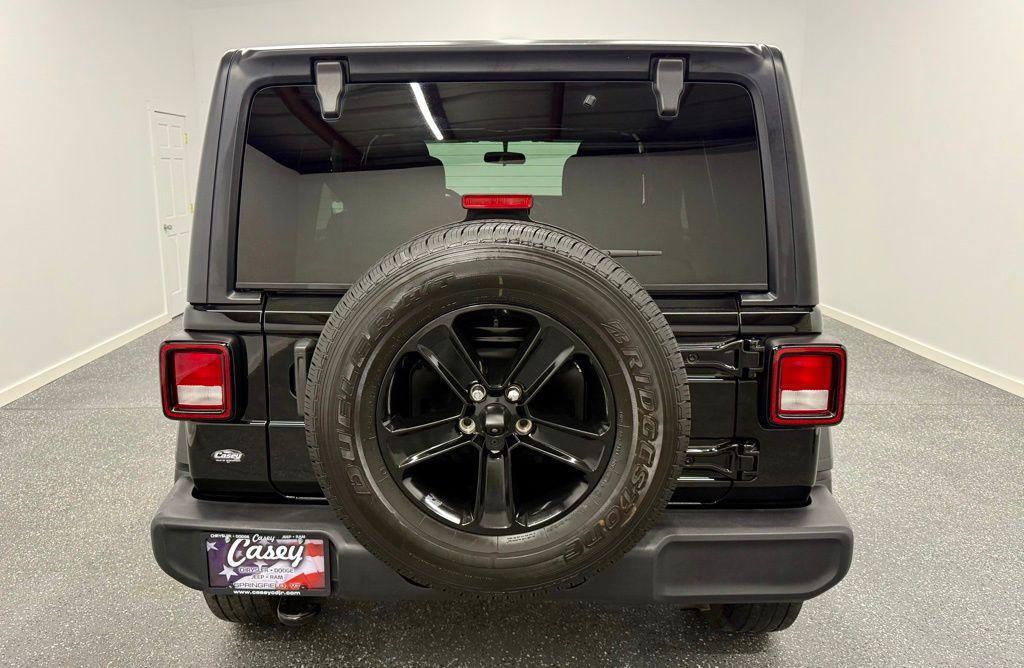used 2021 Jeep Wrangler Unlimited car, priced at $32,574