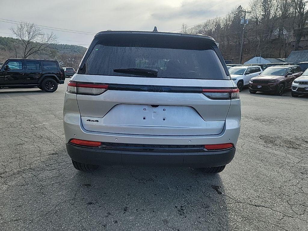 new 2025 Jeep Grand Cherokee car, priced at $47,486