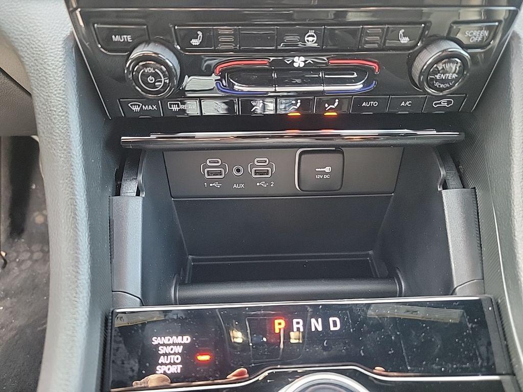 new 2025 Jeep Grand Cherokee car, priced at $47,486