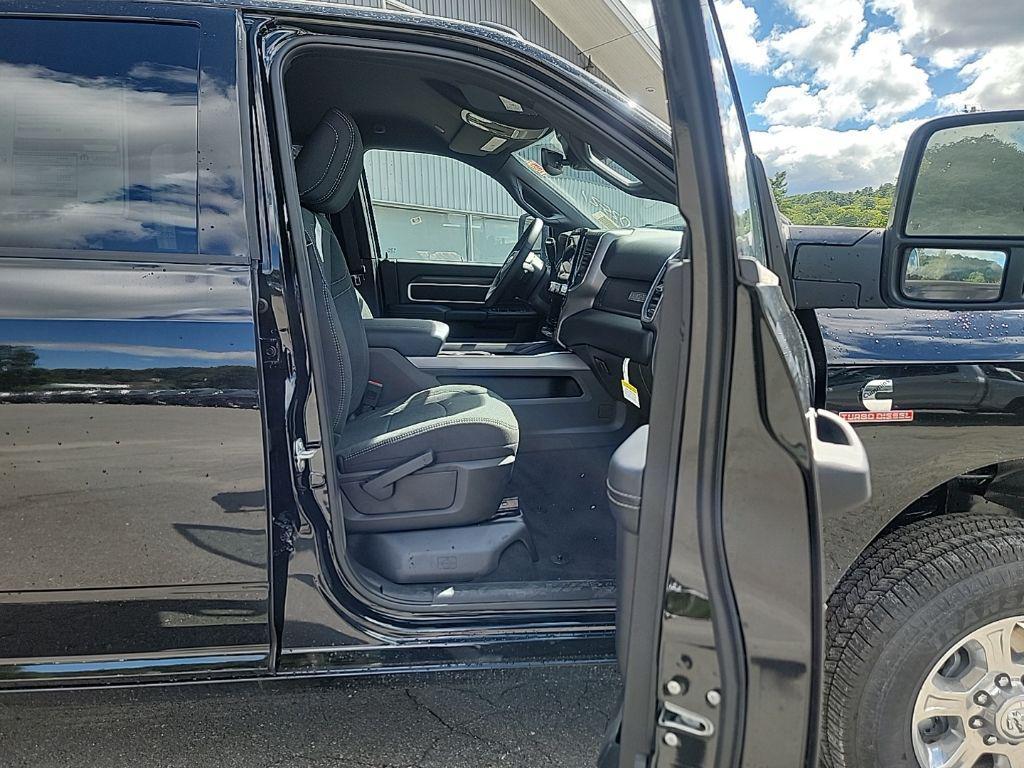 new 2025 Ram 2500 car, priced at $66,085