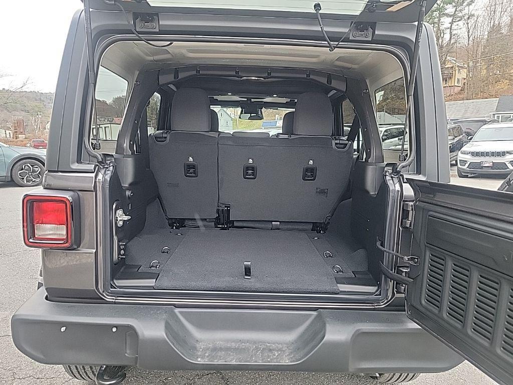 new 2026 Jeep Wrangler car, priced at $49,970