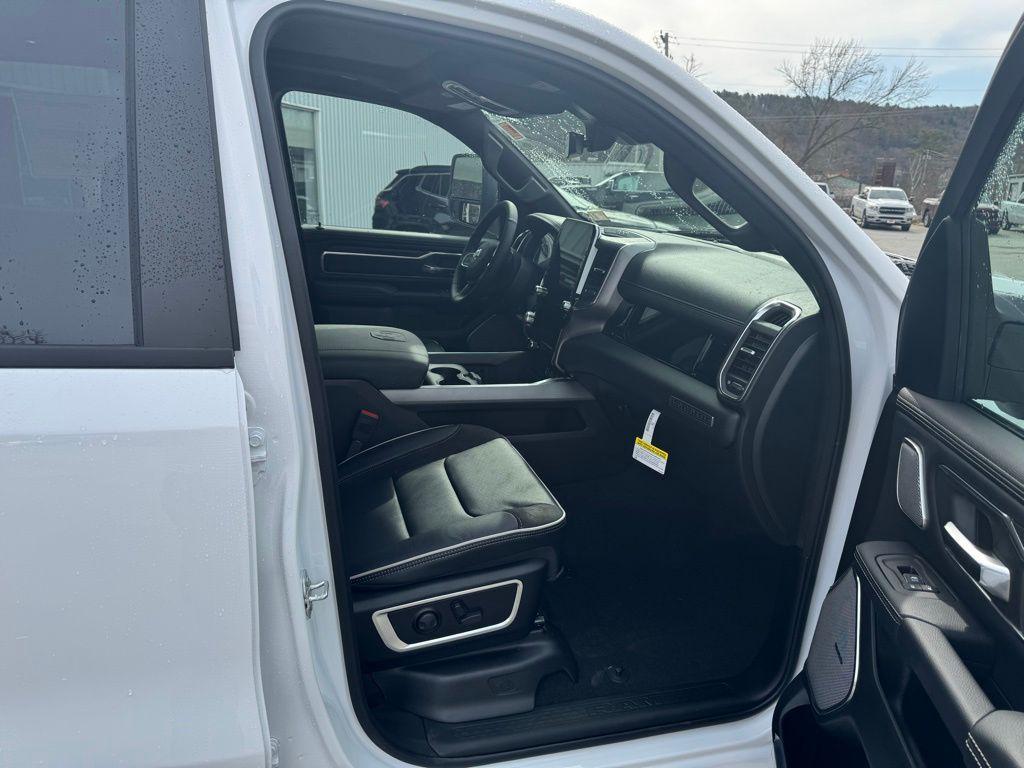new 2025 Ram 1500 car, priced at $69,558