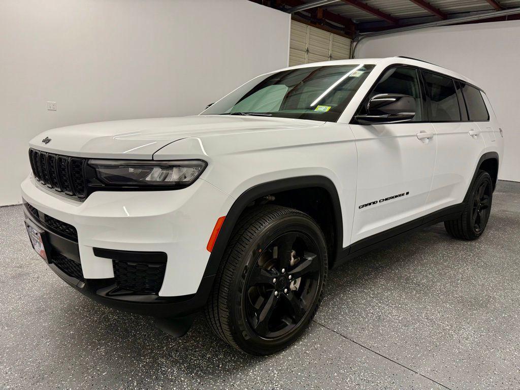 used 2024 Jeep Grand Cherokee L car, priced at $36,974