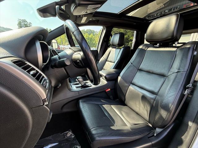 used 2022 Jeep Grand Cherokee car, priced at $28,974