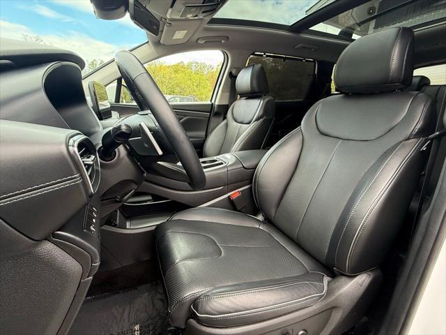 used 2022 Hyundai Santa Fe car, priced at $25,974