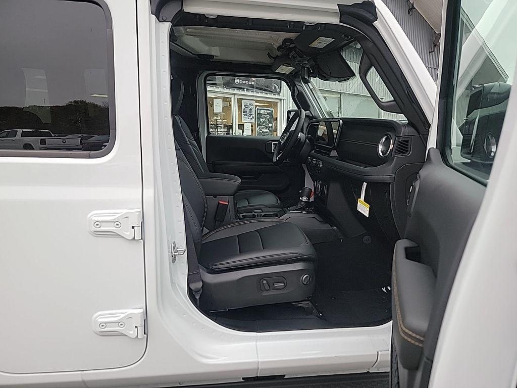 new 2026 Jeep Wrangler car, priced at $53,795