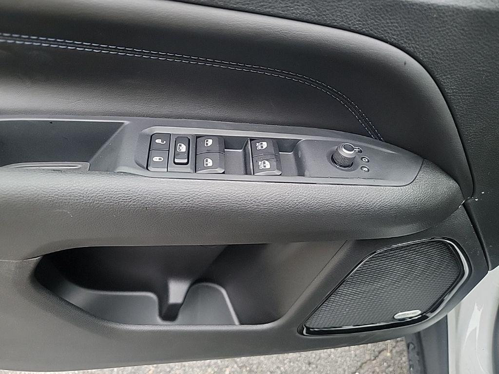 new 2026 Jeep Compass car, priced at $38,045