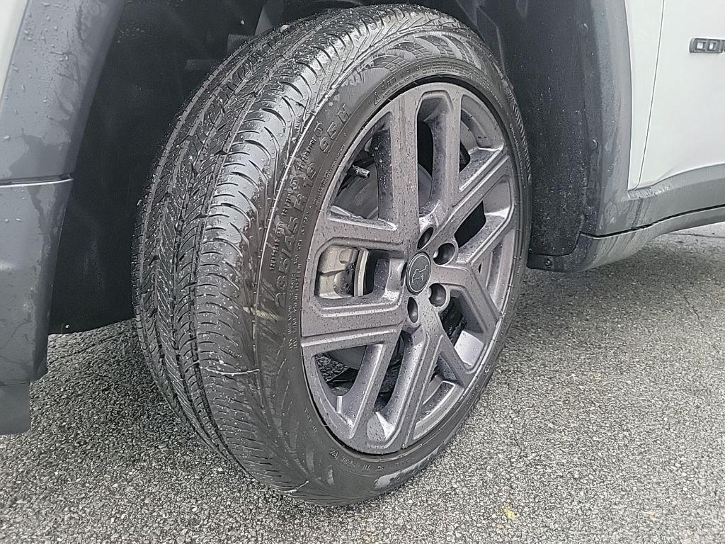 new 2026 Jeep Compass car, priced at $38,045