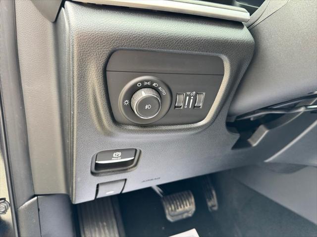 new 2025 Jeep Grand Cherokee L car, priced at $44,535