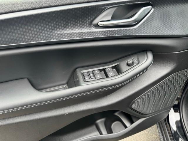new 2025 Jeep Grand Cherokee car, priced at $37,923