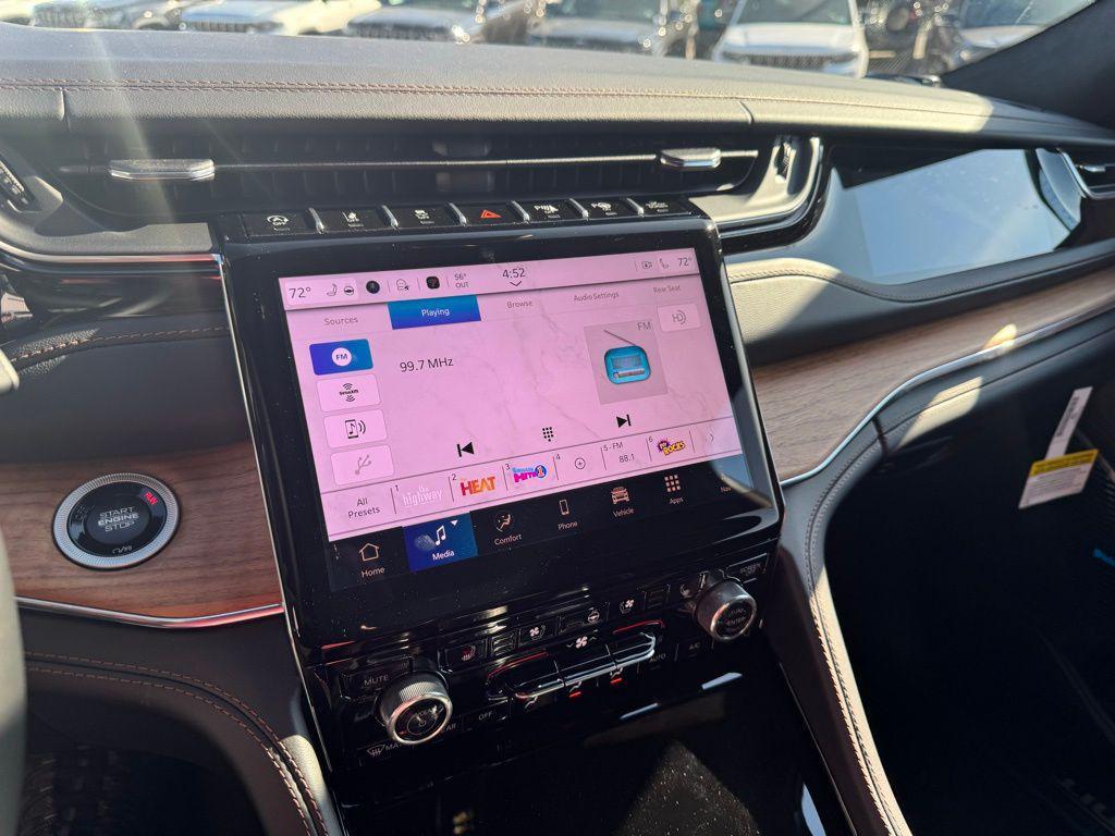 new 2025 Jeep Grand Cherokee L car, priced at $67,289