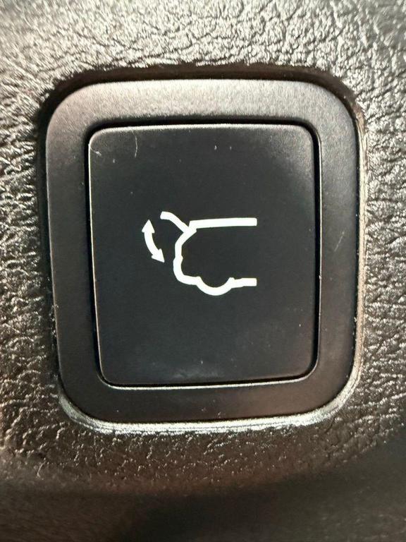 used 2022 Jeep Compass car, priced at $20,574