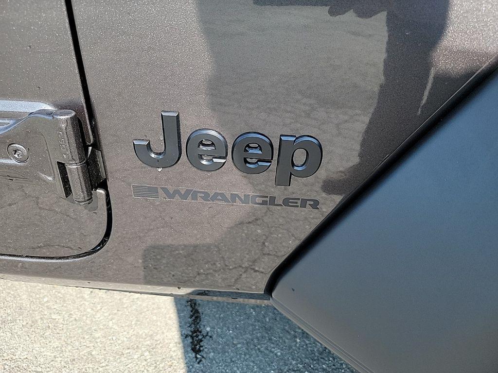 new 2025 Jeep Wrangler car, priced at $38,655